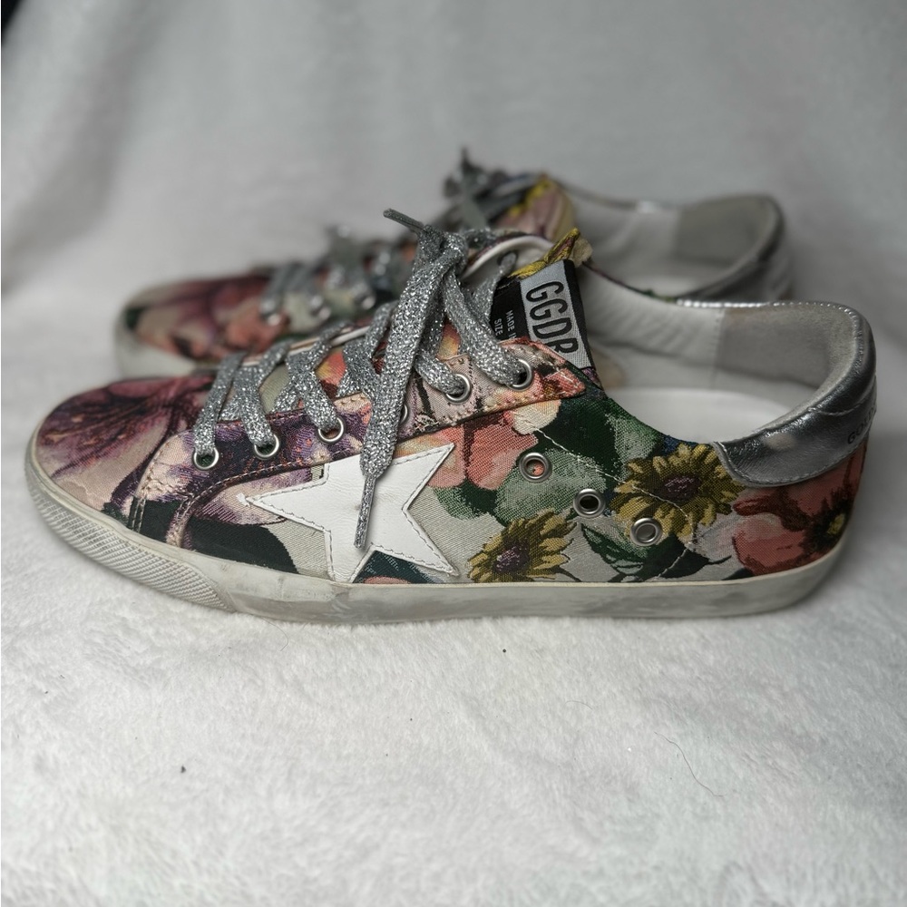 Golden Goose Superstar Size 9 EU 39 Floral Pink Green Purple White Star